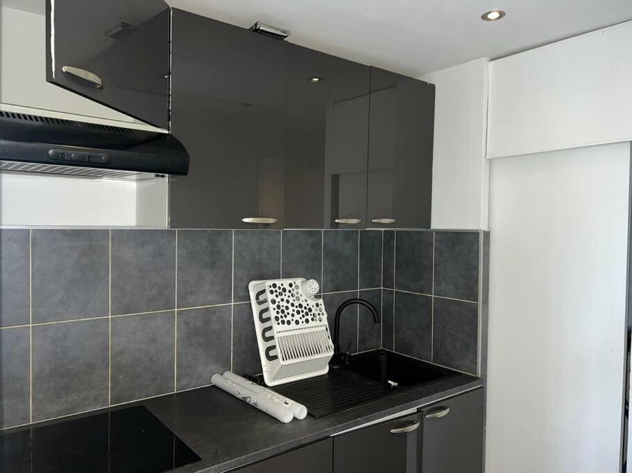 Grand Appartement Climatise Et Fonctionnel Marseille Exteriér fotografie